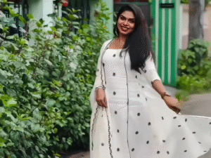 Everyday Glam: Must-Have Gorgeous Kurta Set for Women – Just ₹239/-