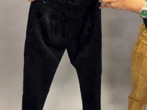 🖤 UrbanFlex High-Waist Slim-Fit Trousers – Sleek, Stretchable & Everyday Essential 🖤